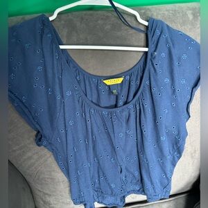 Blue Flower Printed Cropped Tee